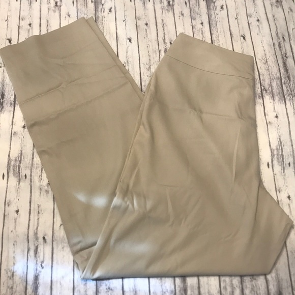 Cream/khaki dress pants - Picture 2 of 5